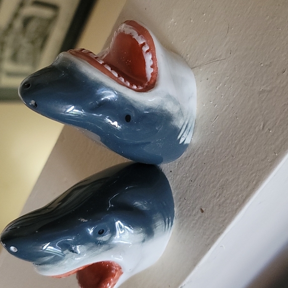 Shark s & p shakers! - Picture 2 of 5